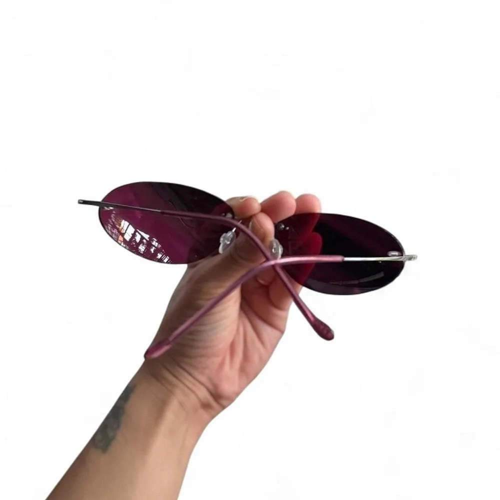Vintage y2k (2001) burgundy round sunglasses